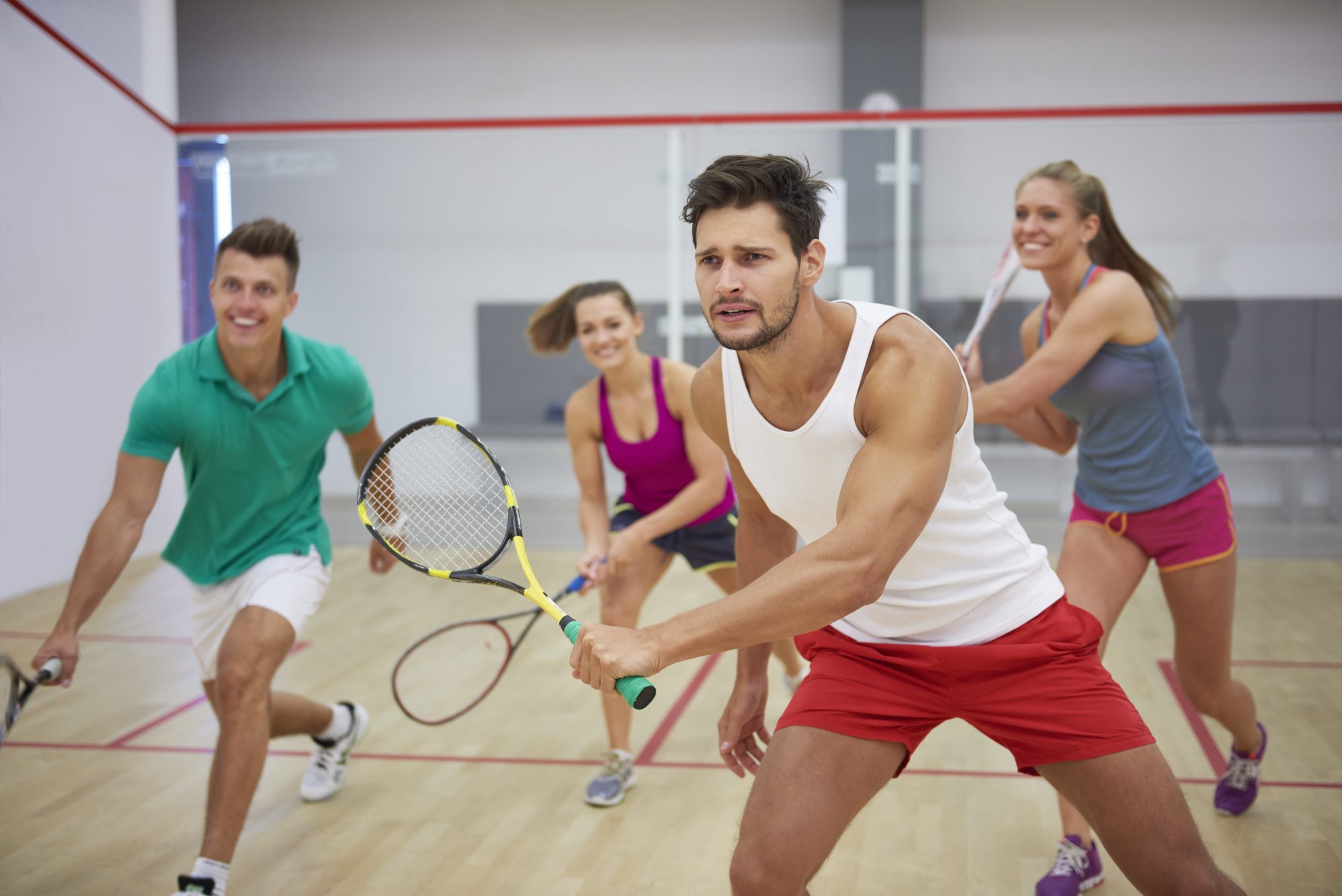 Squash apeldoorn reserveren Gelakt hout verven zonder schuren